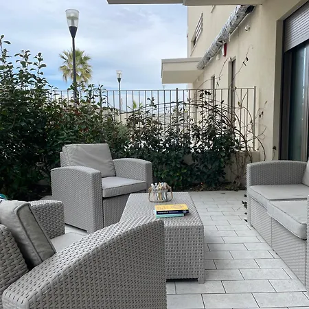 アパート Casa Alba Marina 1 ロゼート・デッリ・アブルッツィ